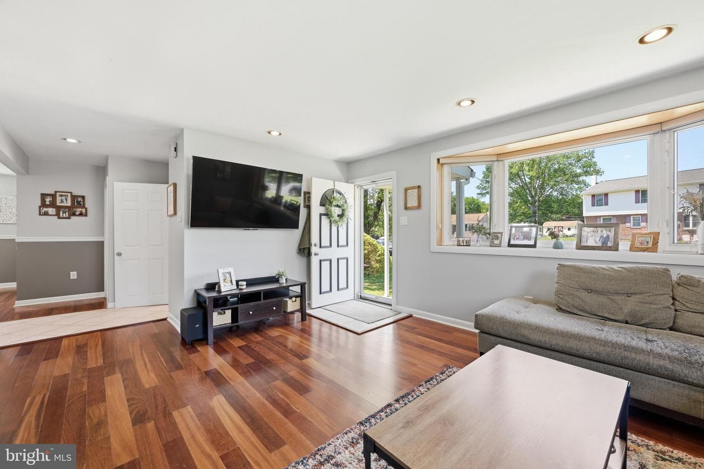2029 Terrace Drive photo 2