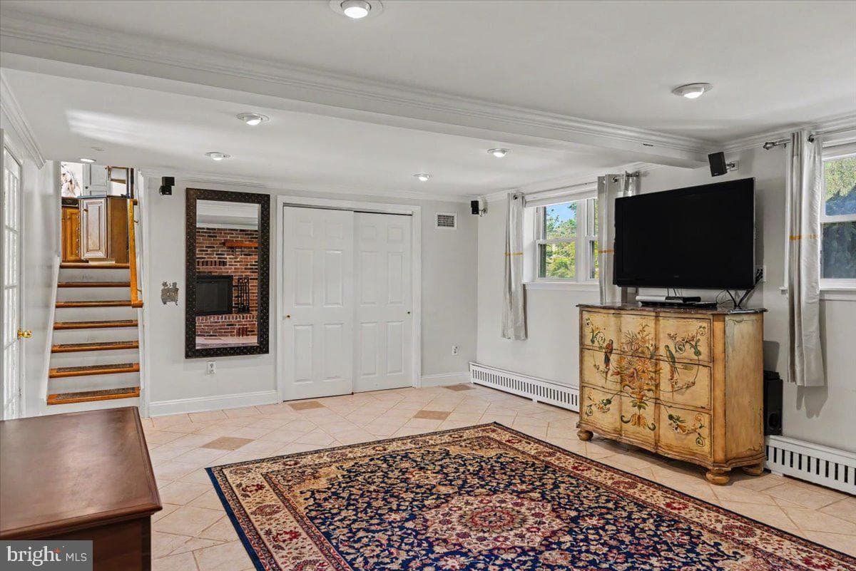 51 Martin Drive photo 22