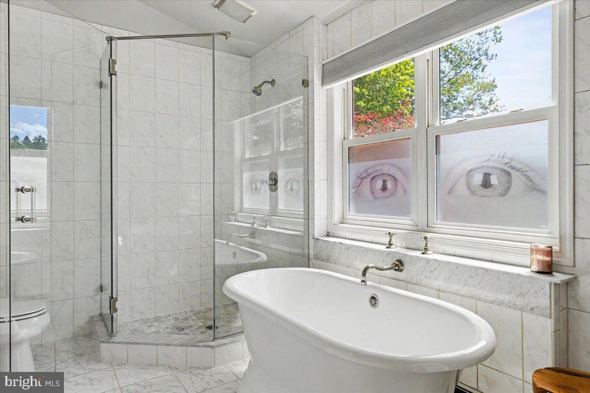 51 Martin Drive photo 39