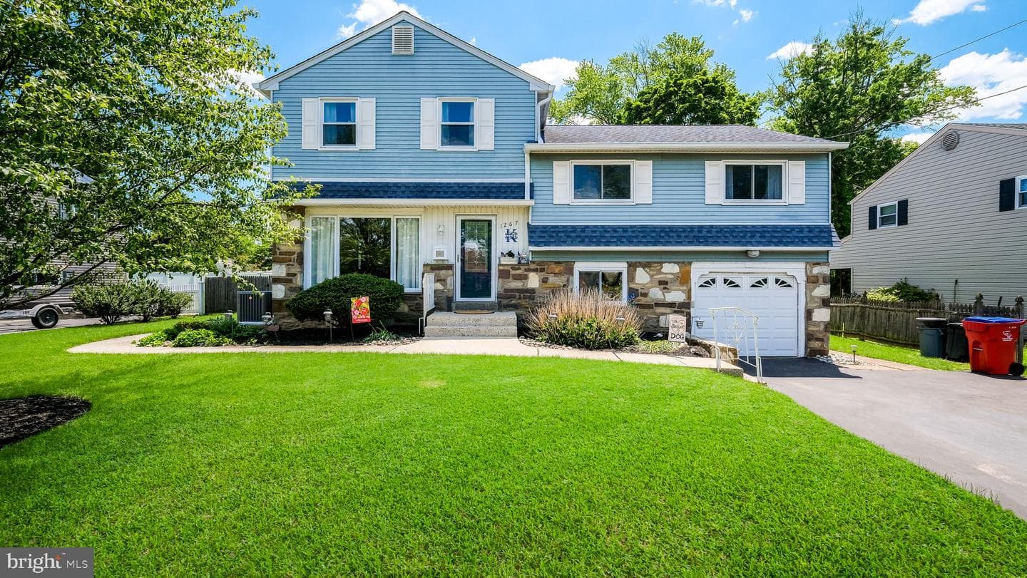1267 Dahlia Road photo 2