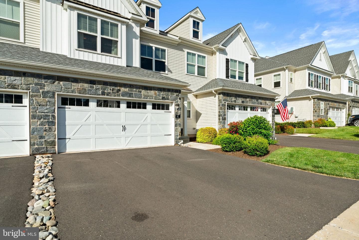 41 Spring Mill Road photo 3