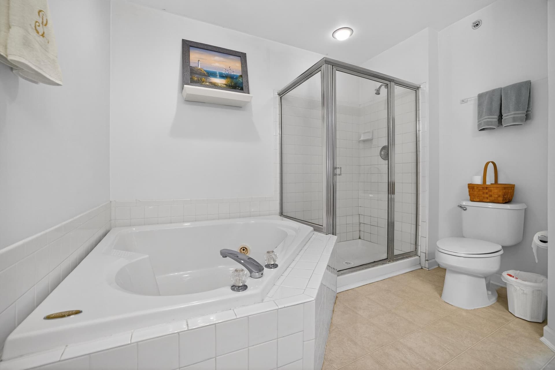 4488 Honeysuckle Lane photo 15