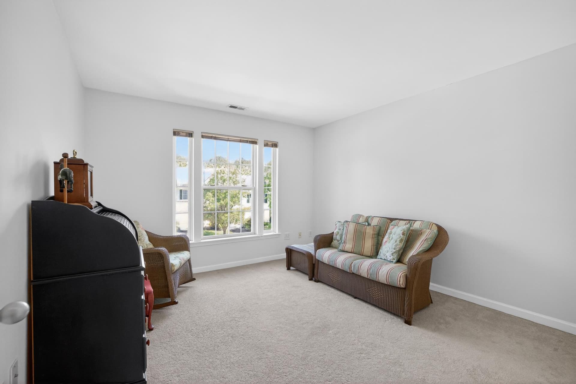 4488 Honeysuckle Lane photo 18