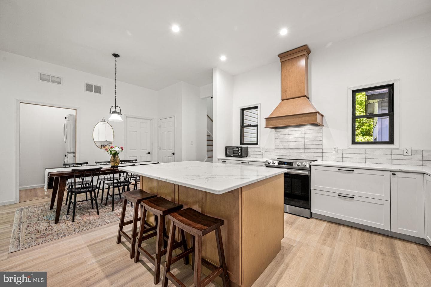 225 Playwicki Street photo 11