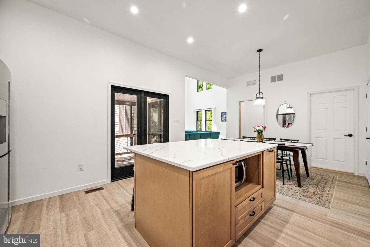 225 Playwicki Street photo 12