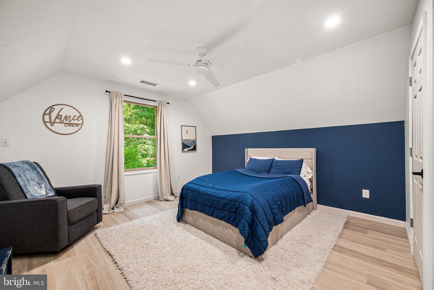 225 Playwicki Street photo 25