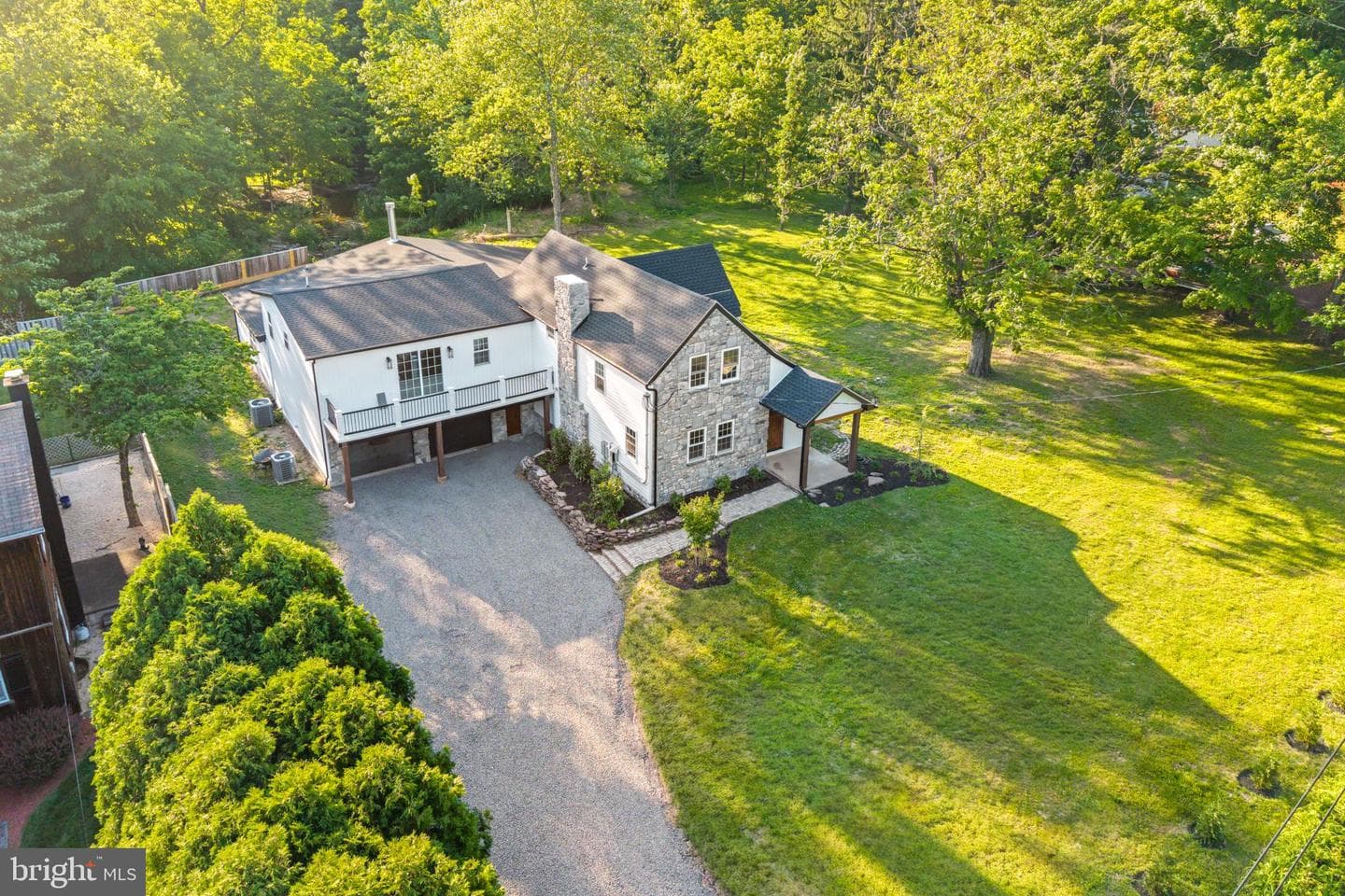 116 Upper Stump Road photo 3