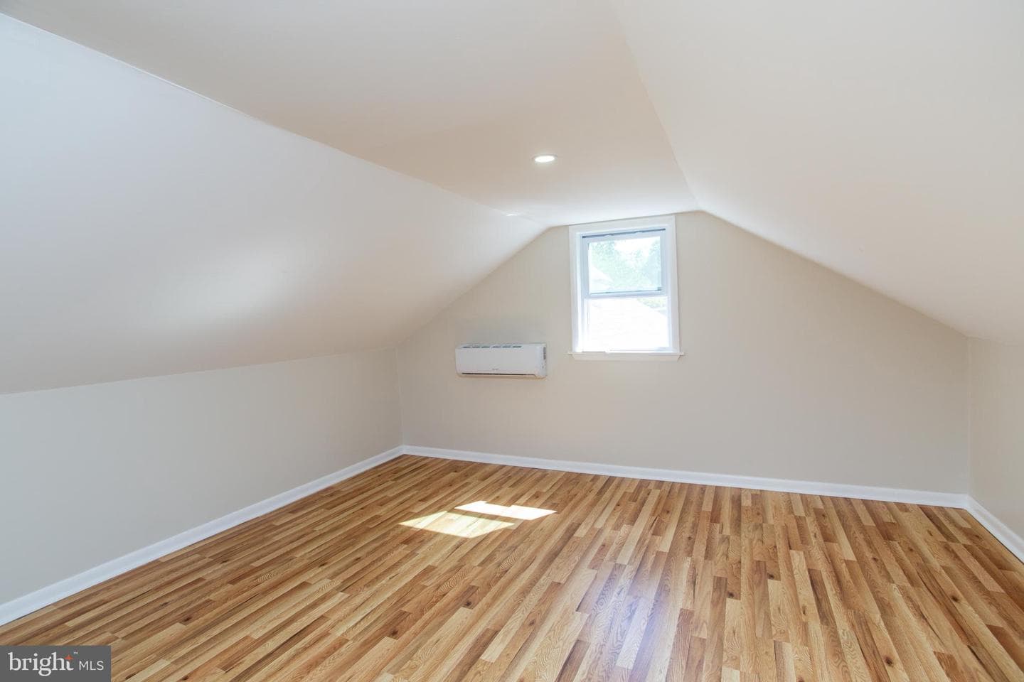 43 Glen Drive photo 26