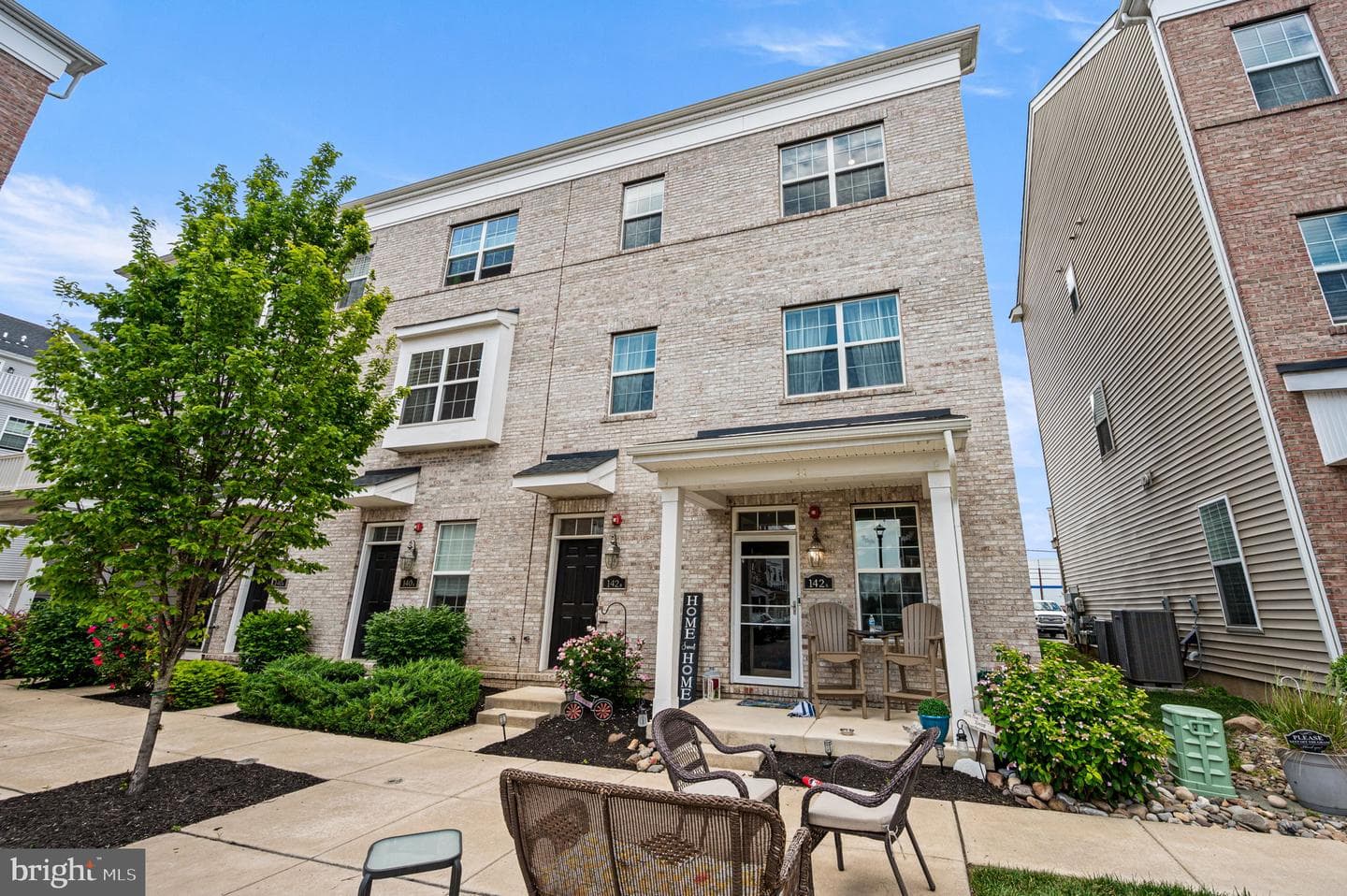 142 Fleet Court photo 3
