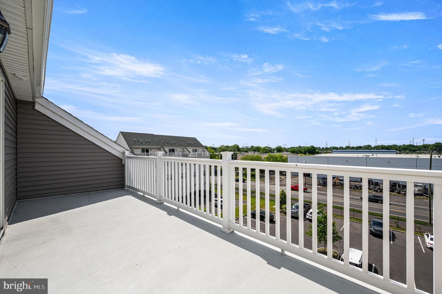 142 Fleet Court photo 34