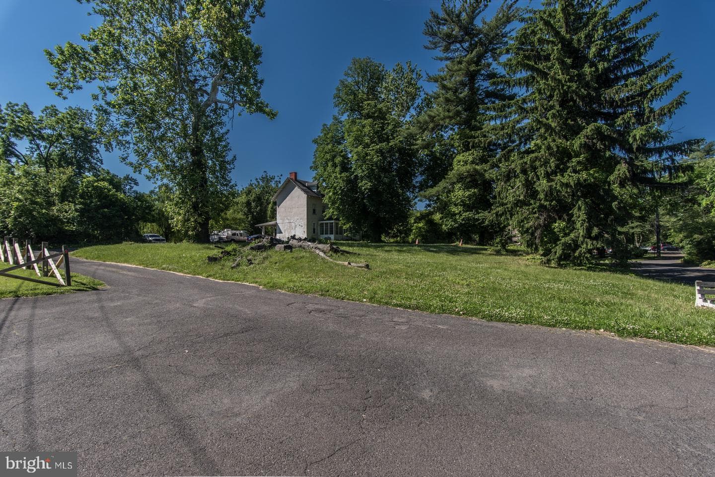 169 State Road photo 5