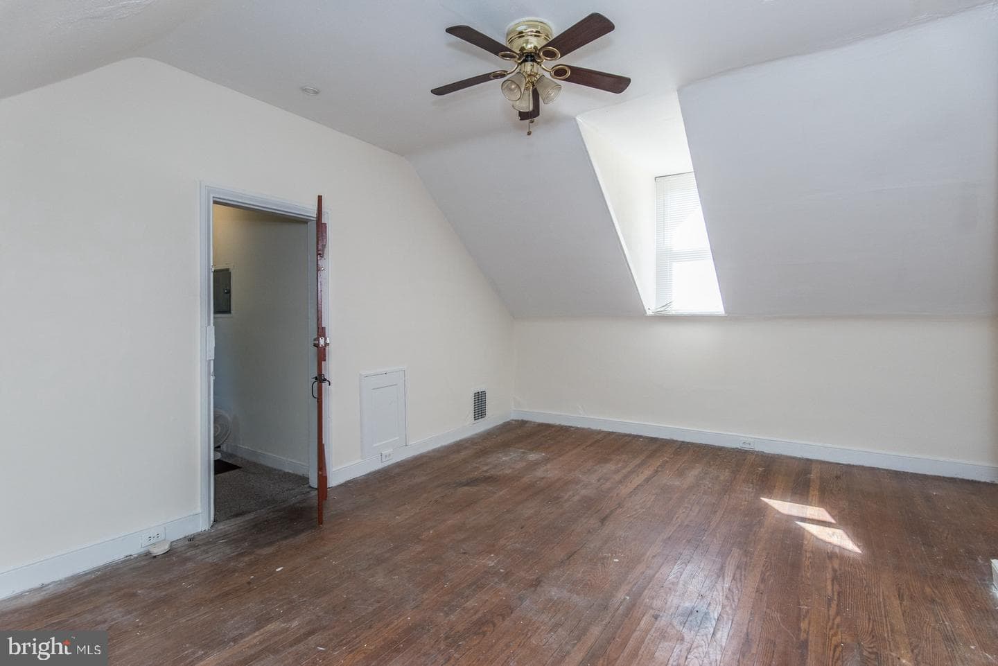 169 State Road photo 91