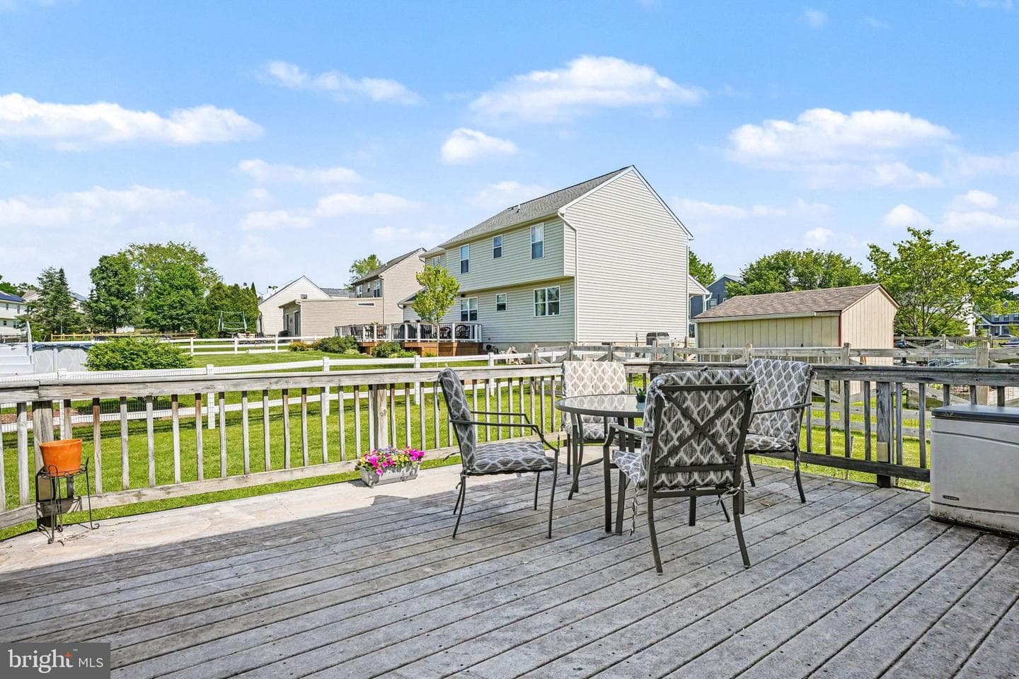 1163 Pheasant Run photo 26