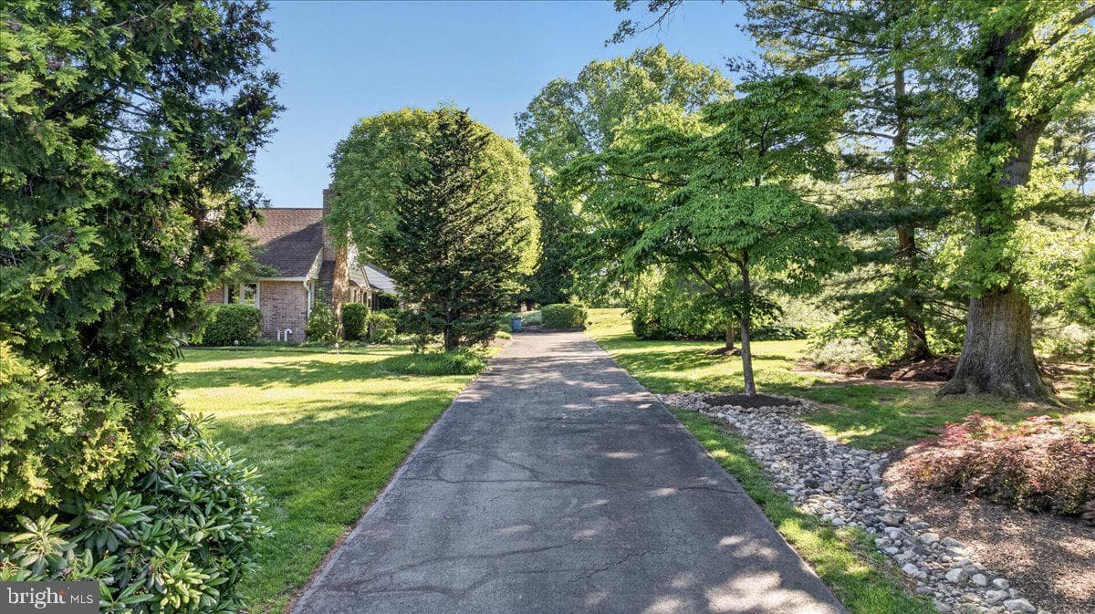 73 Shady Grove Circle photo 3
