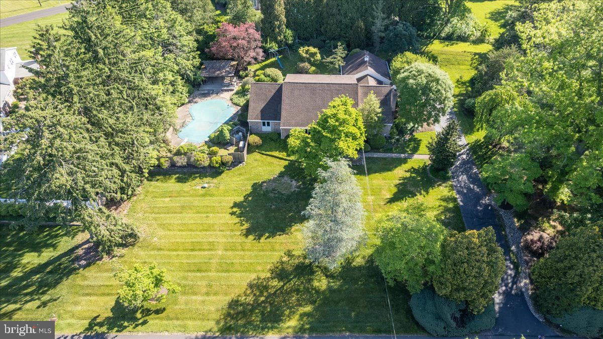 73 Shady Grove Circle photo 4