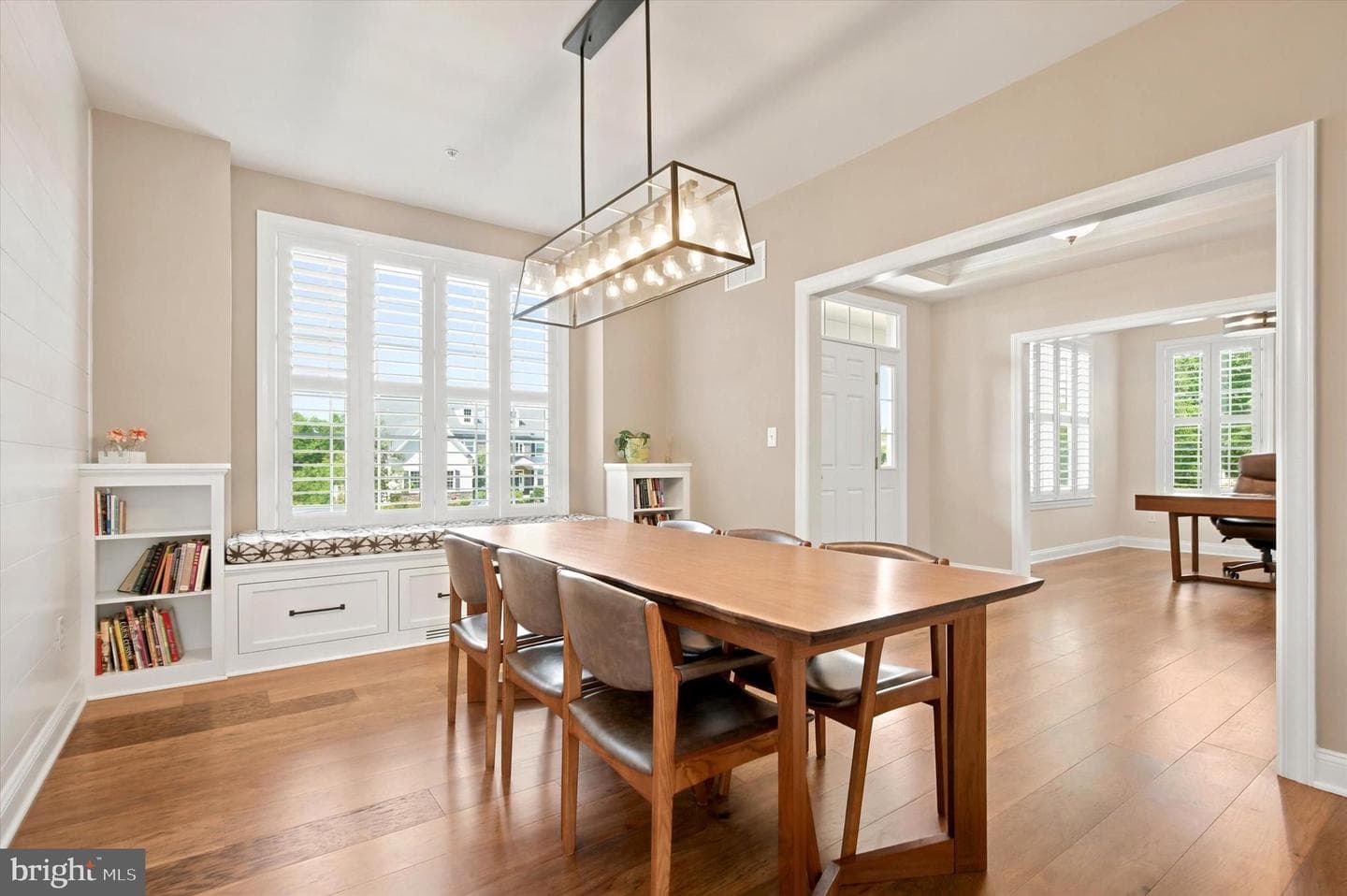 1 Bennett Lane photo 6
