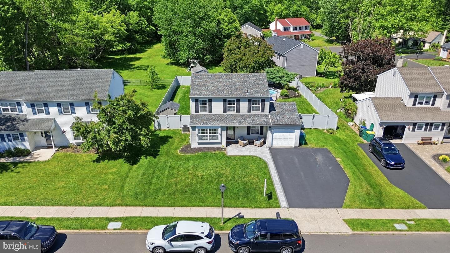 381 Alberts Way photo 35