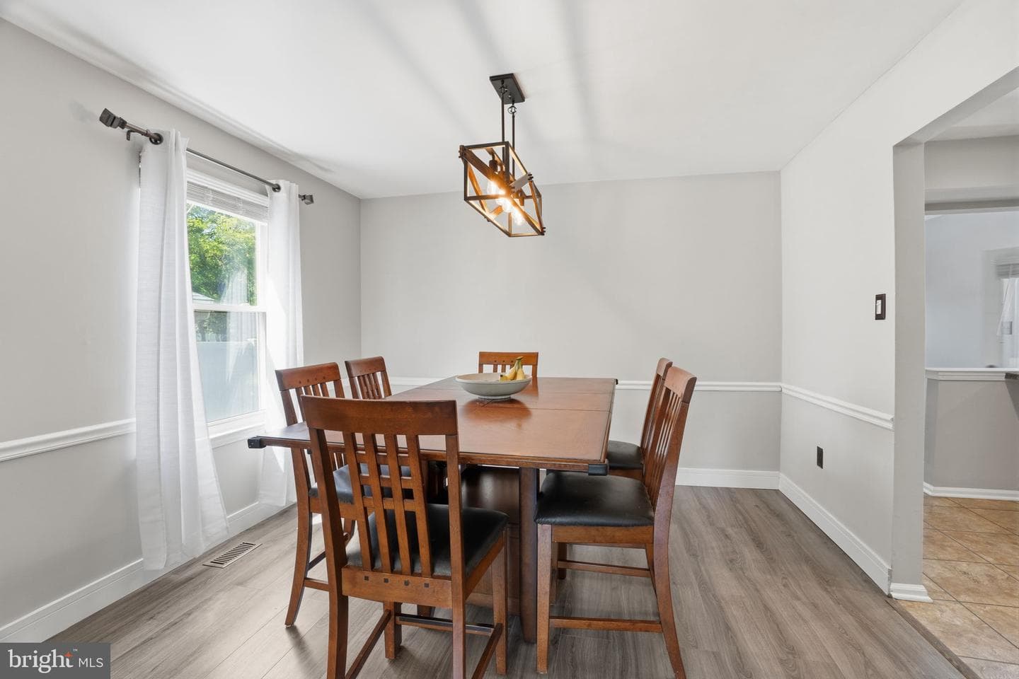 381 Alberts Way photo 9