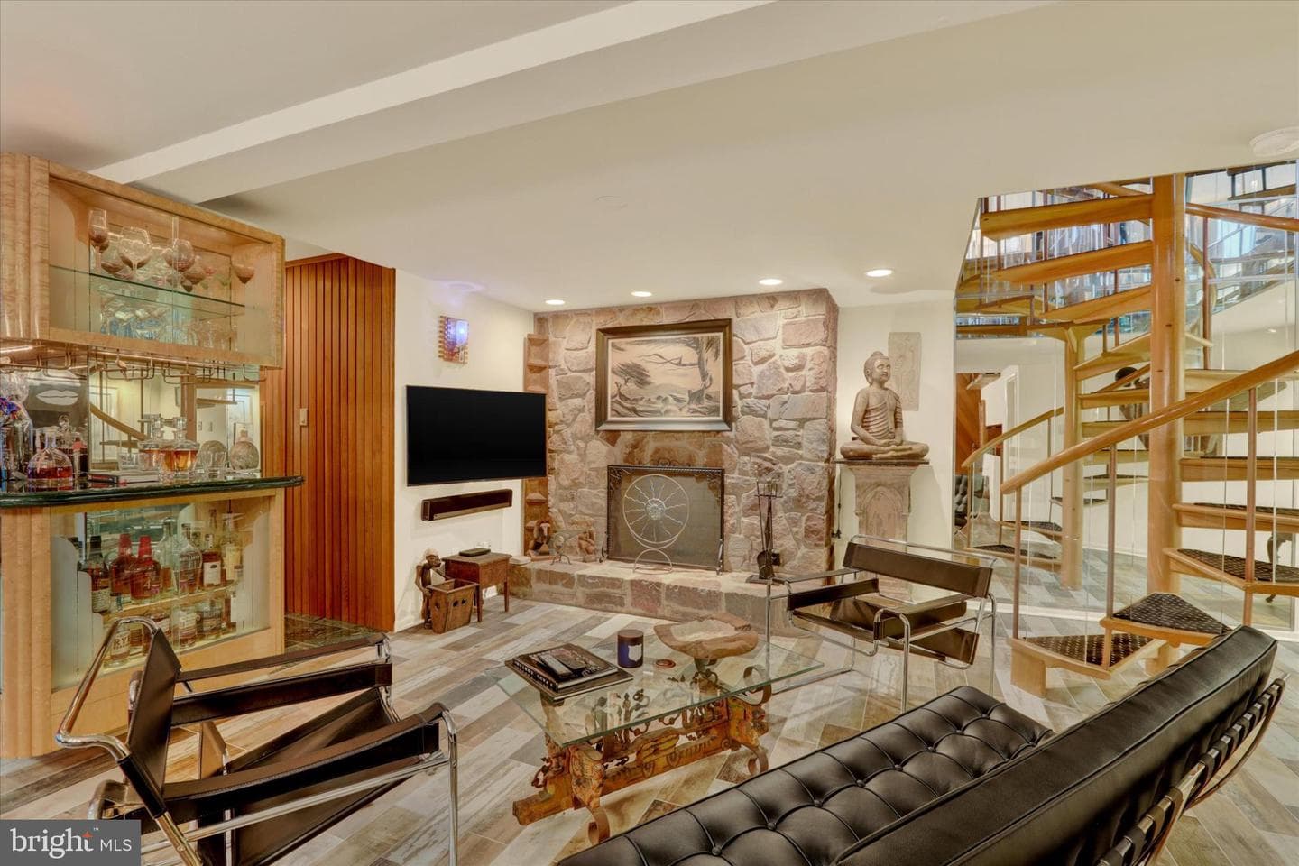 58 Sutphin Pnes, Yardley