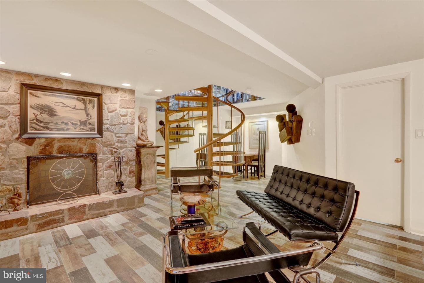 58 Sutphin Pnes, Yardley