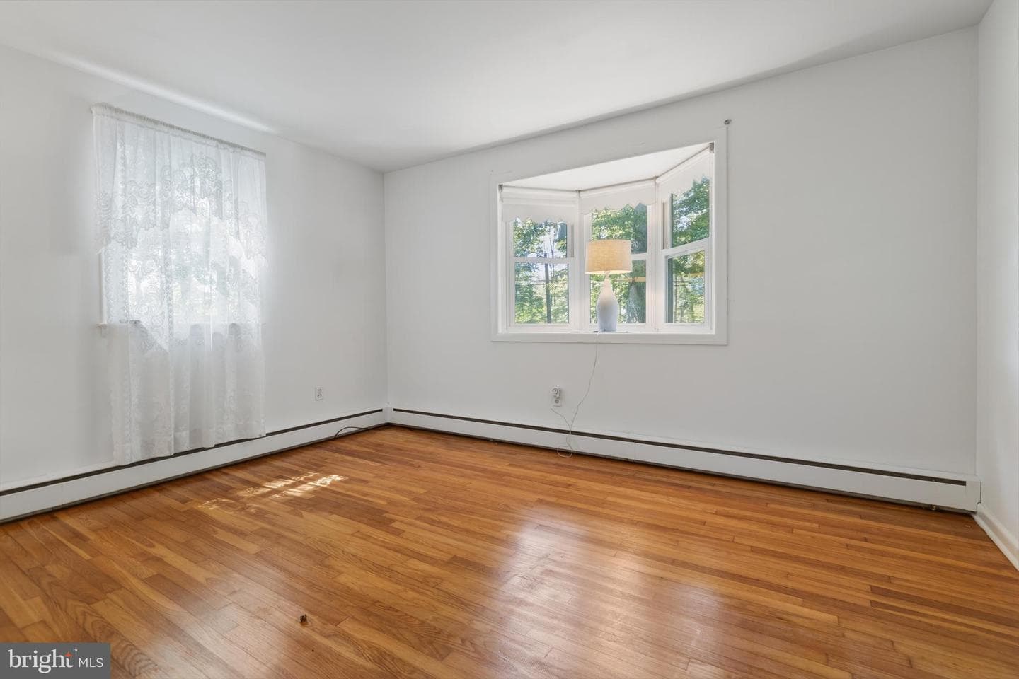 6202 Ferry Road photo 17