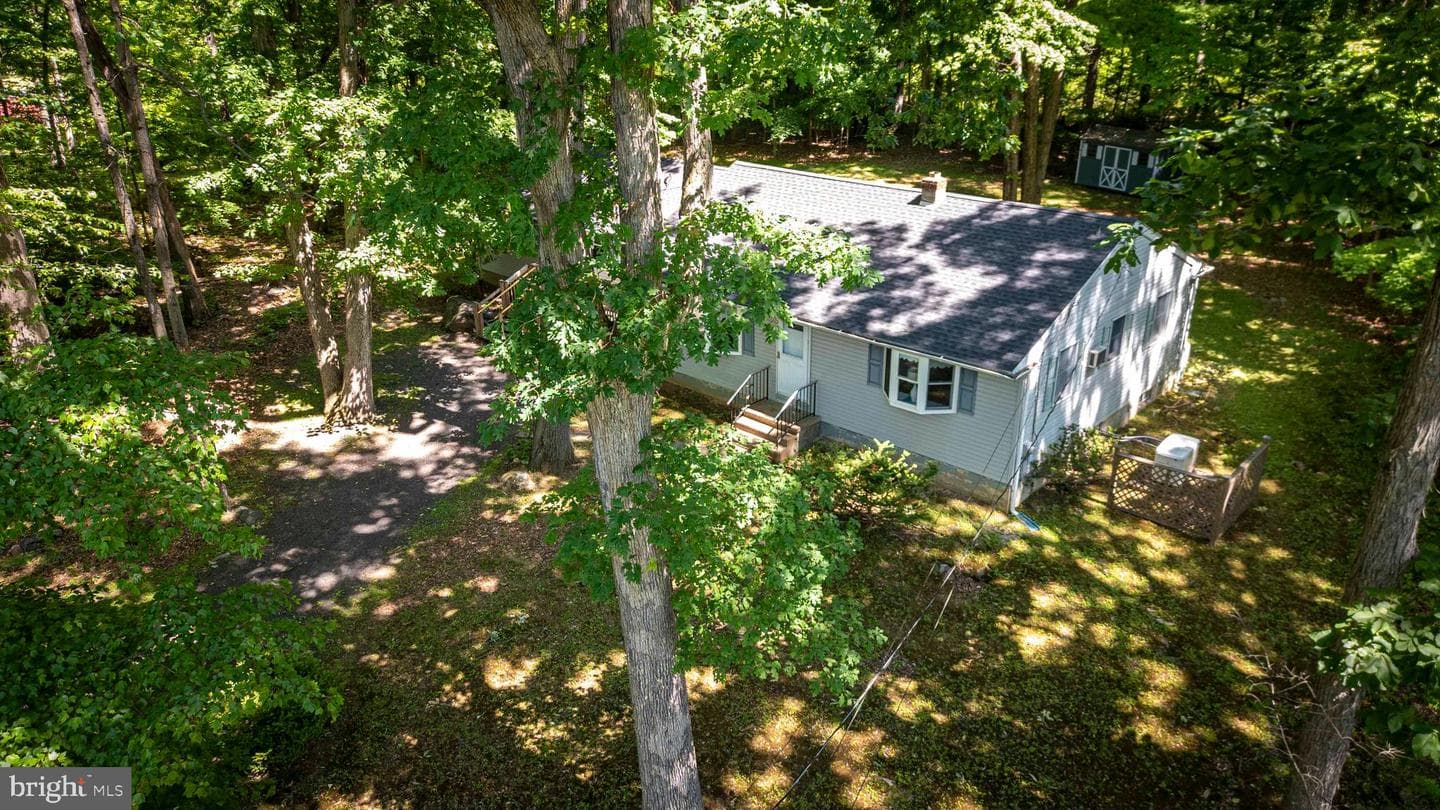 6202 Ferry Road photo 38