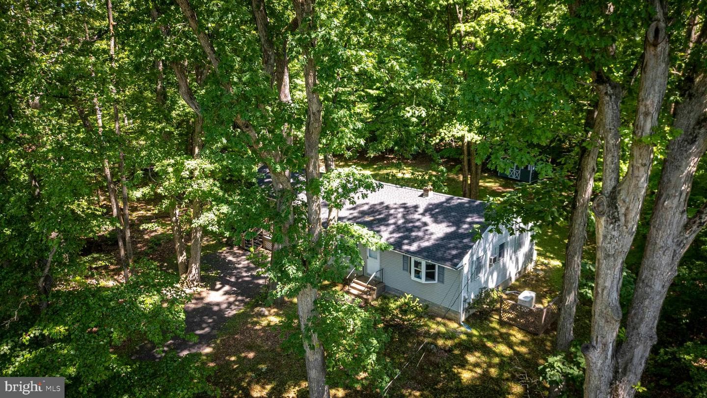 6202 Ferry Road photo 39