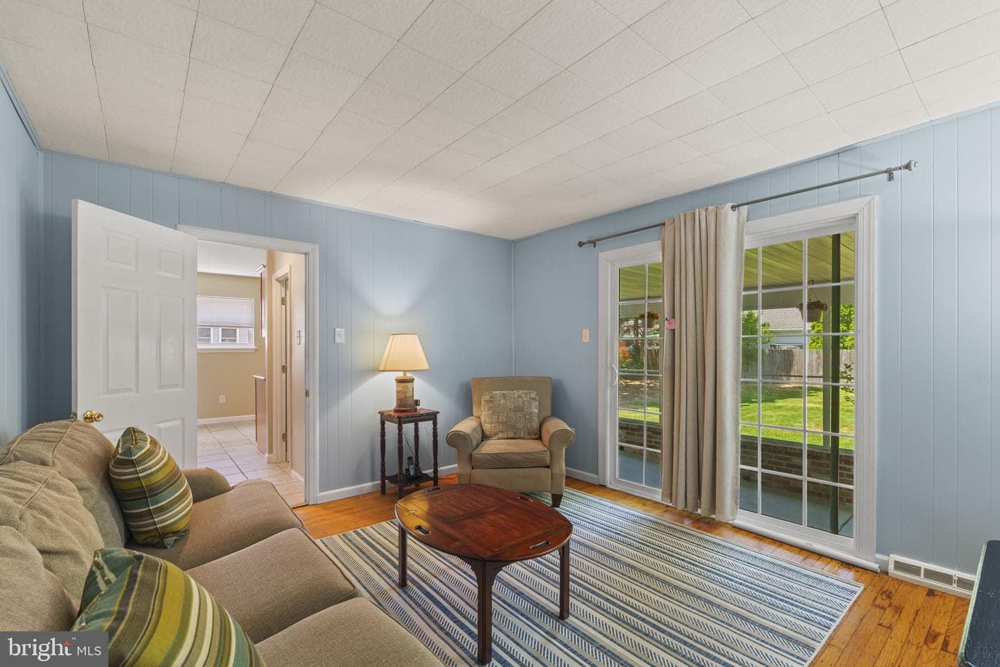 214 Westbury Drive photo 11