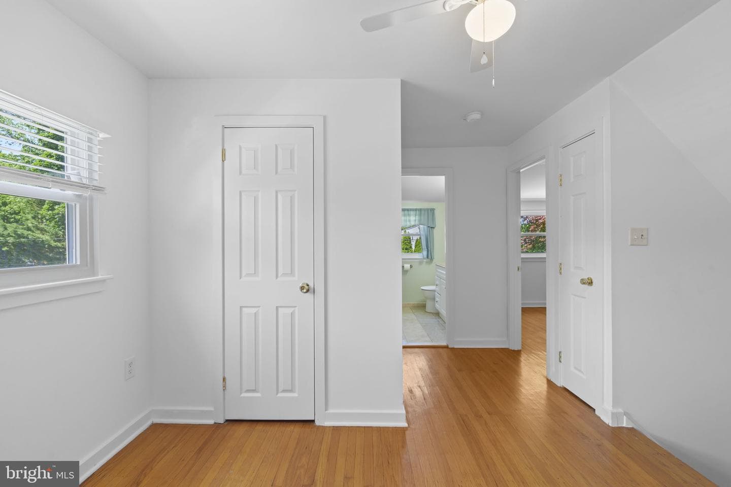 214 Westbury Drive photo 22
