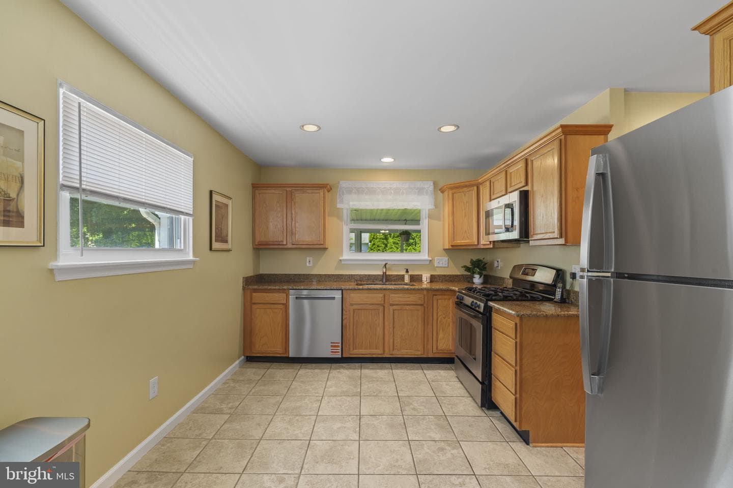 214 Westbury Drive photo 7