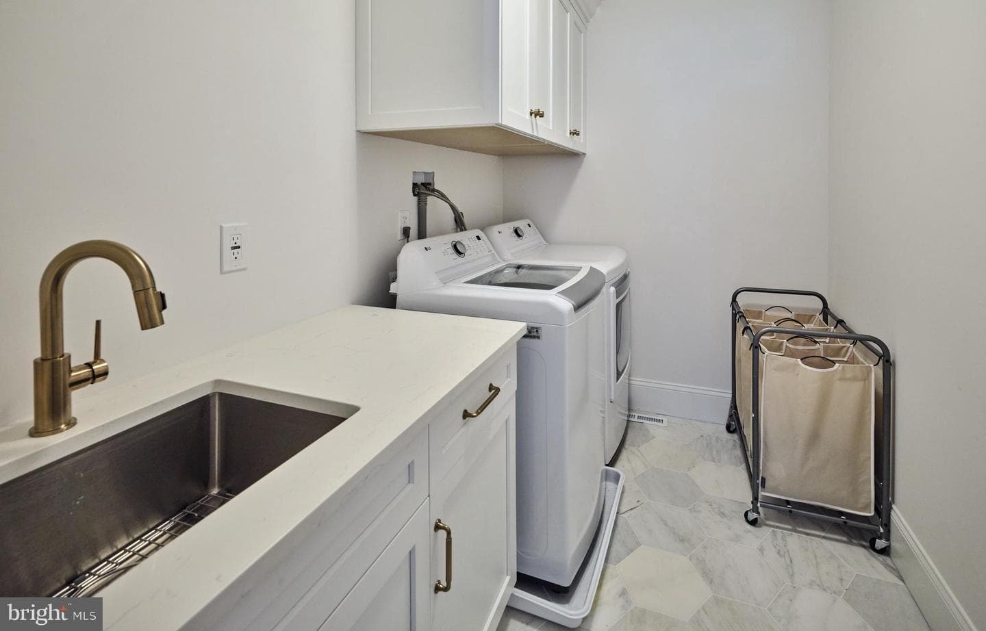 9 Devon Drive photo 22