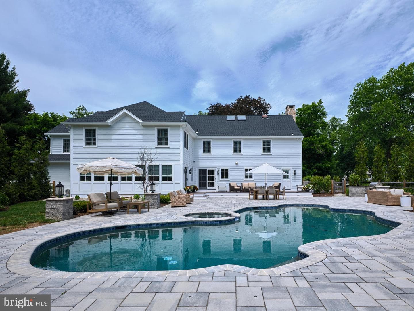 9 Devon Drive photo 32