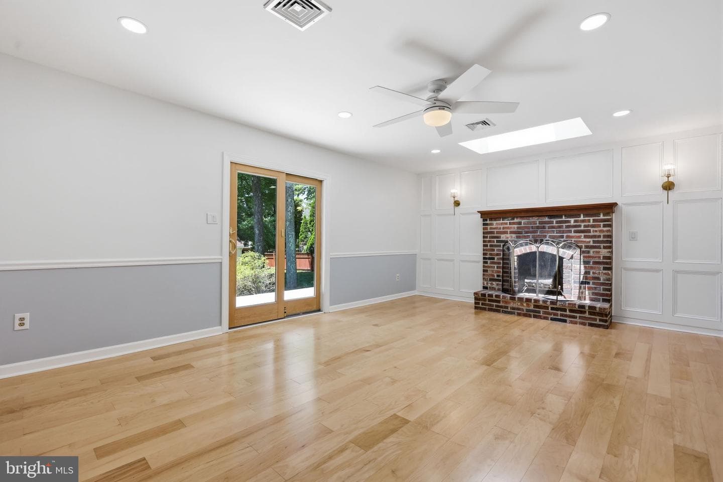 2461 Pine Cone Road photo 18