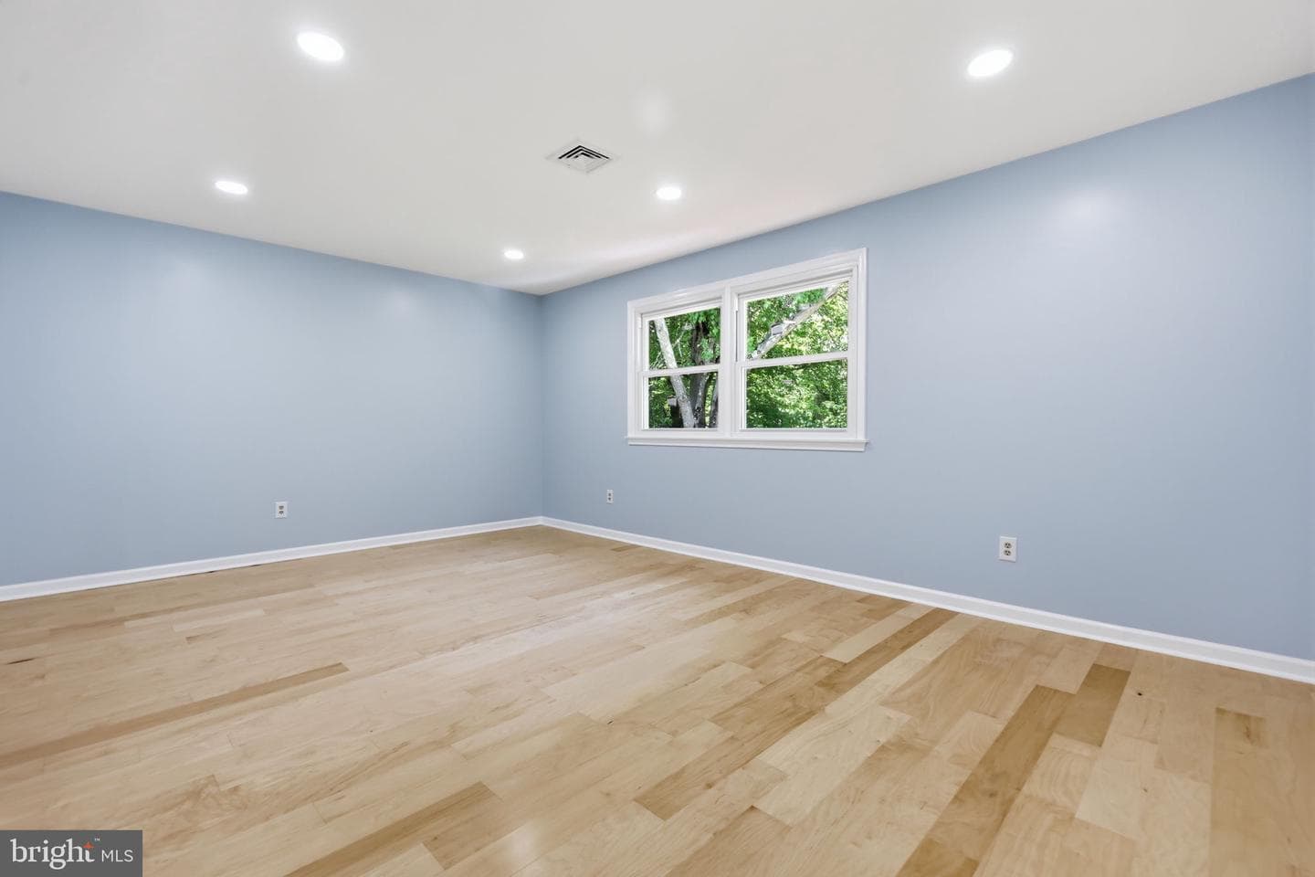 2461 Pine Cone Road photo 32