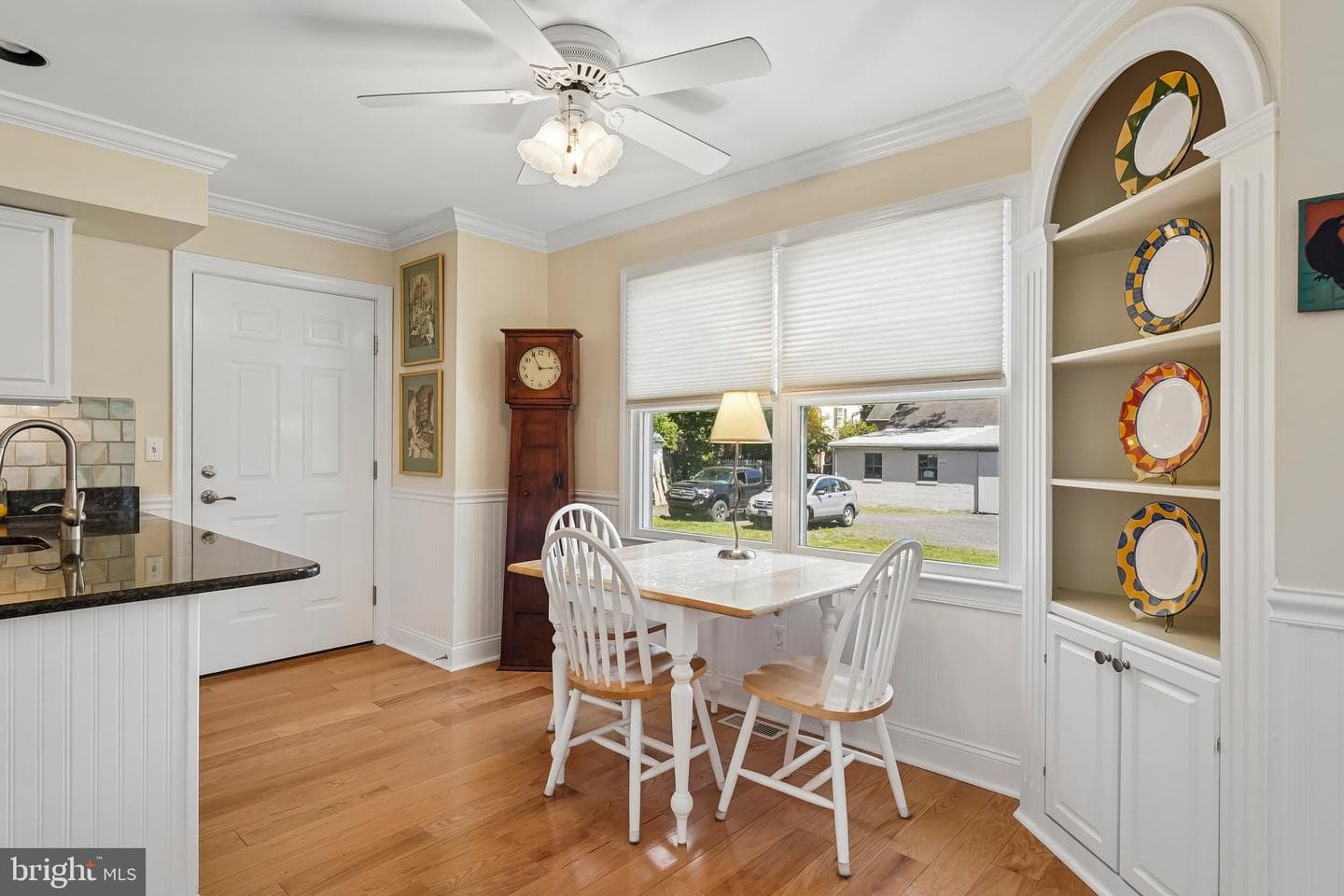 262 Logan Street photo 11