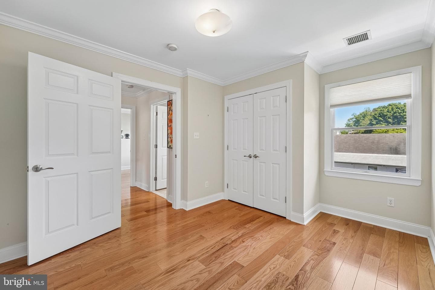 262 Logan Street photo 26