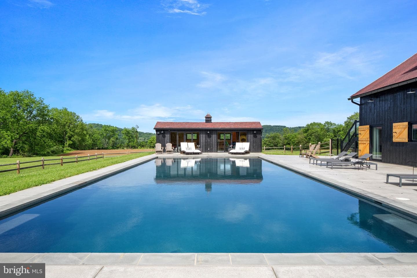 854 Spring Hill Road photo 30