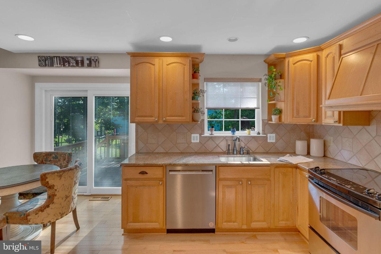 202 Woodspring Circle photo 13