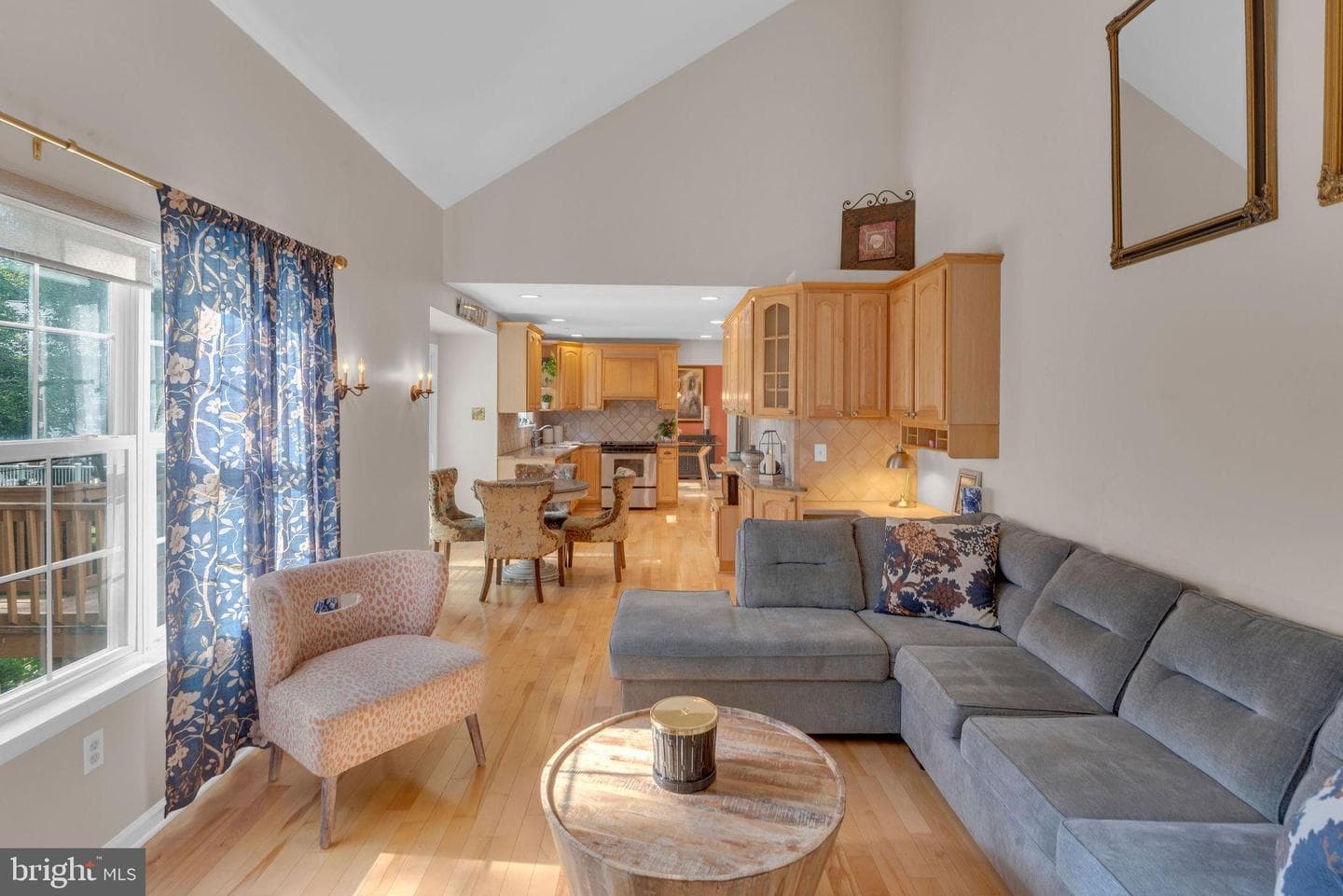 202 Woodspring Circle photo 17