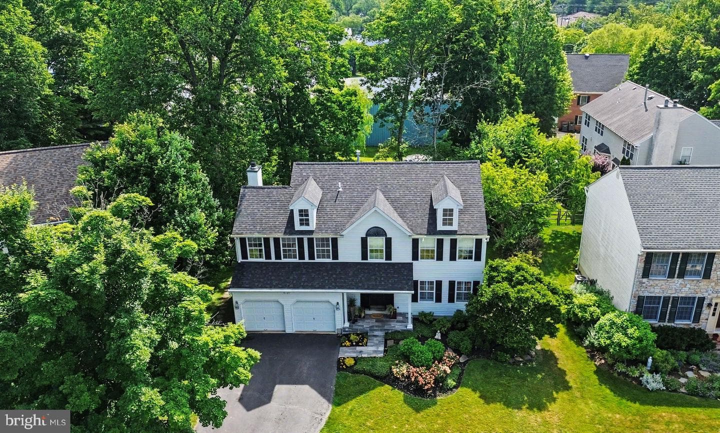 202 Woodspring Circle, Doylestown