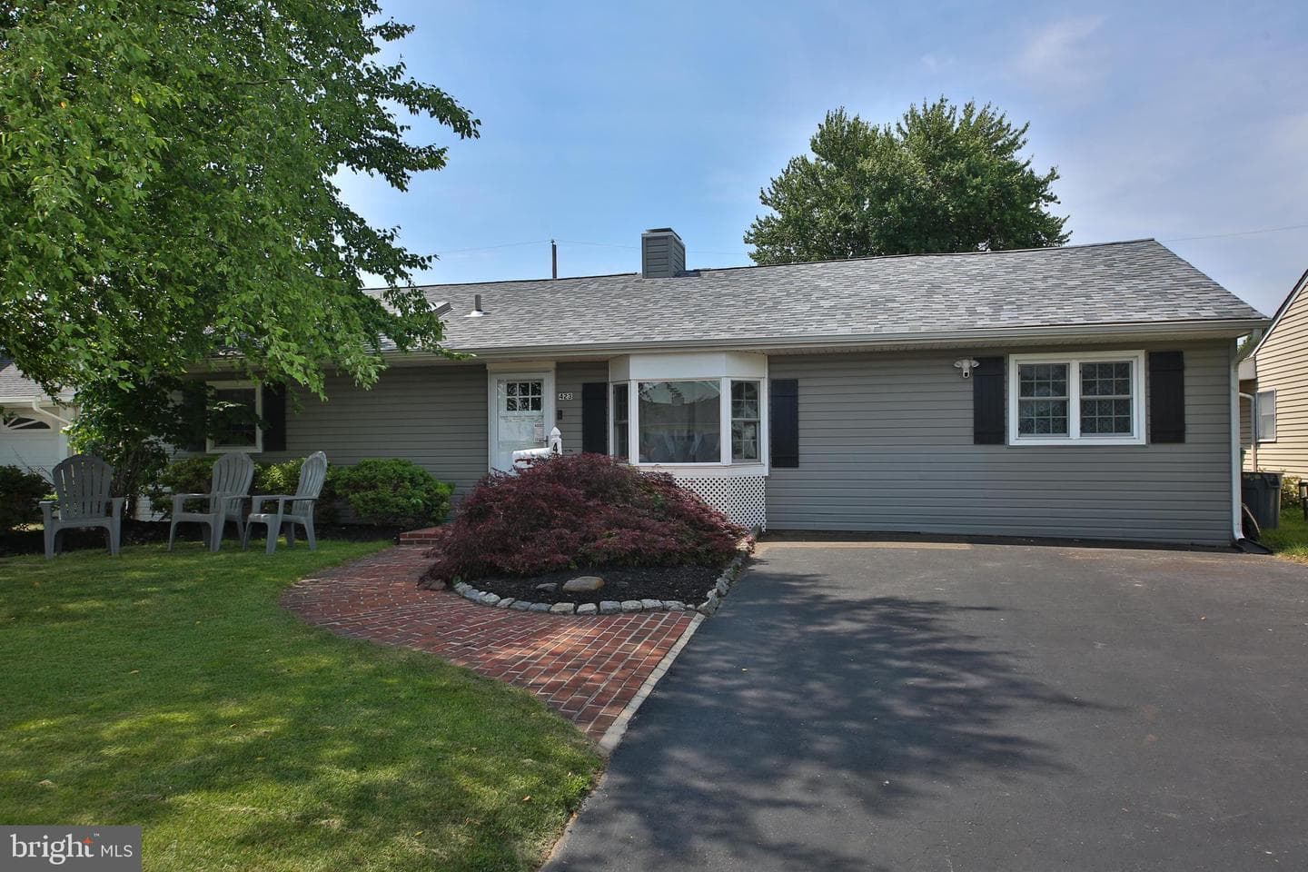 423 Chelsea Road photo 3