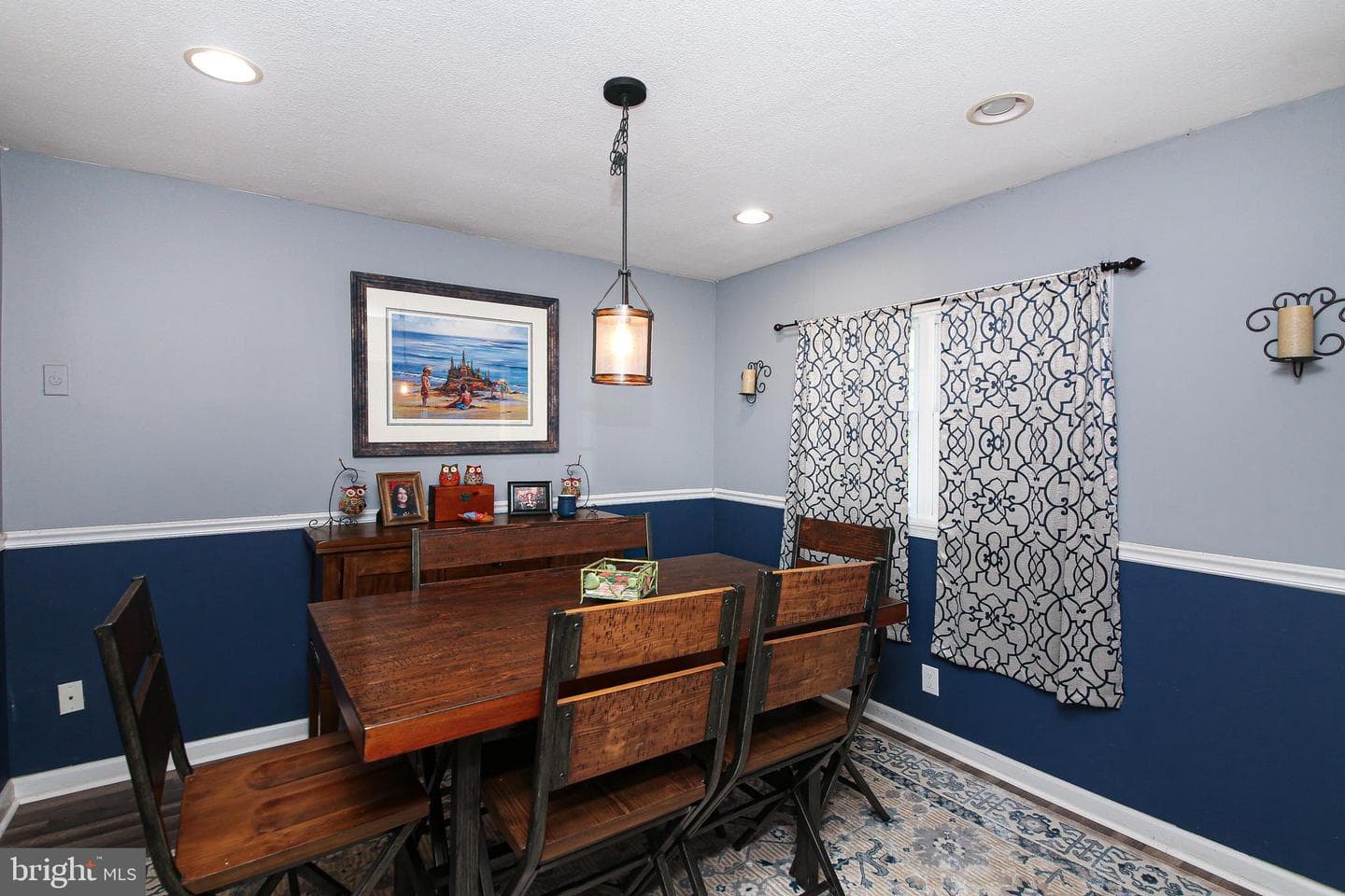 423 Chelsea Road photo 4
