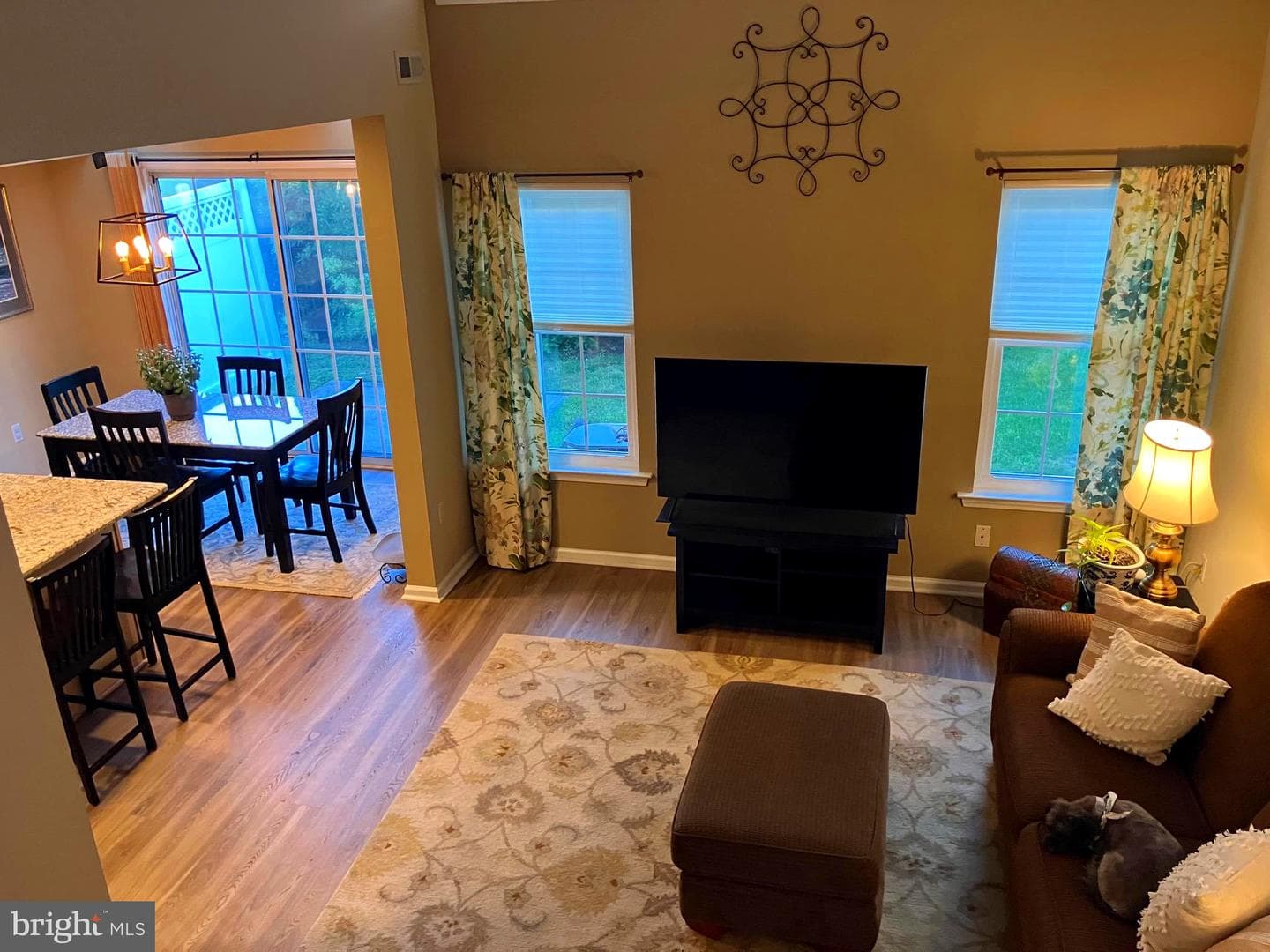 204 Carrington Court photo 8