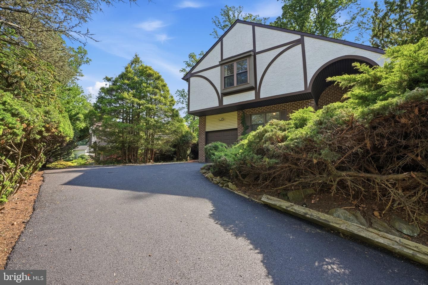 718 Bridgeview Road photo 33