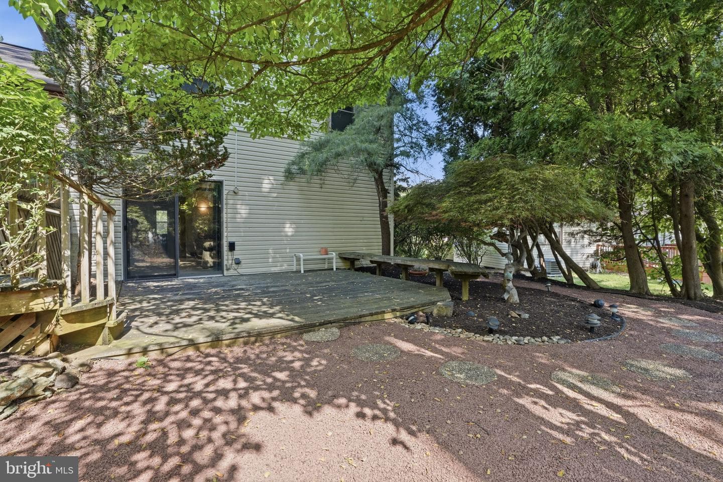 718 Bridgeview Road photo 35