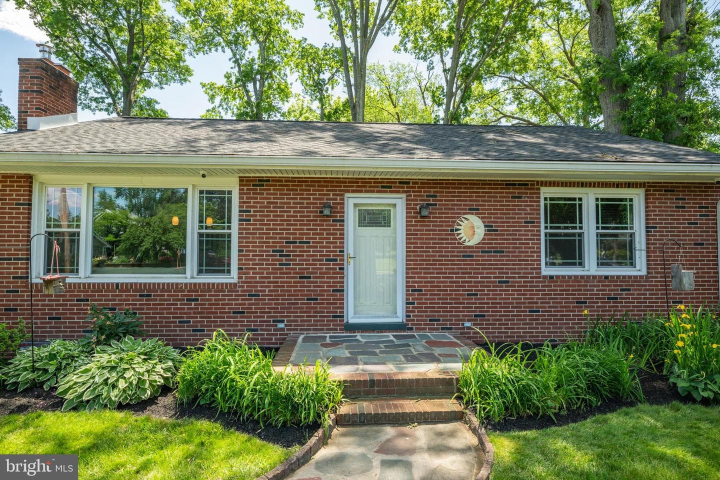 389 W Palmer Street photo 6