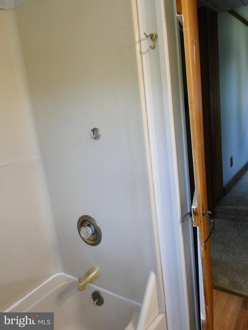817 Blooming Glen Road photo 22