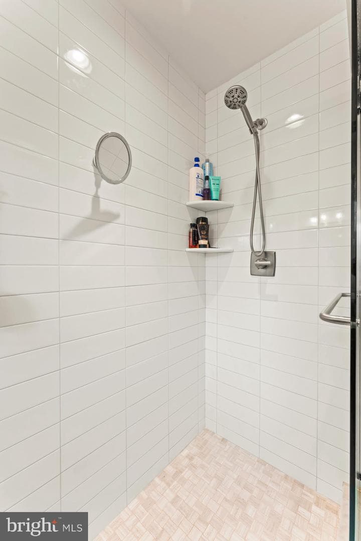 8 Sienna Place photo 45