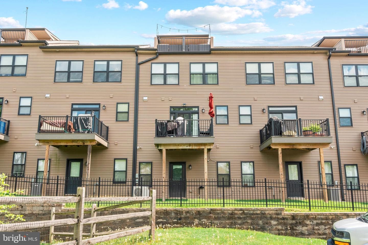 8 Sienna Place photo 51