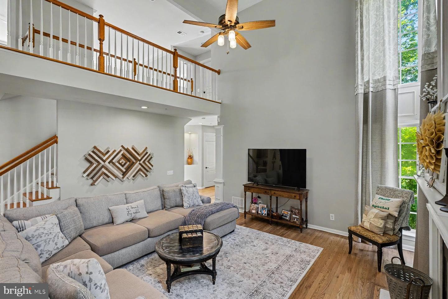 2818 Mountain Laurel Drive photo 18